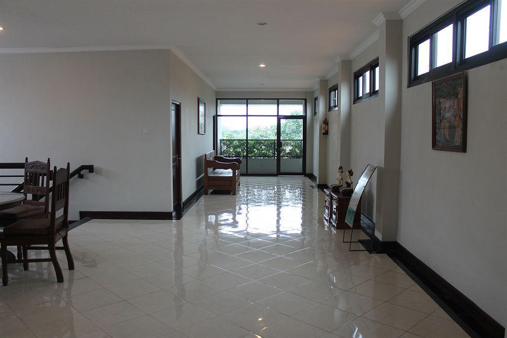 Tasik Jogja Hotel Yogyakarta Exterior foto