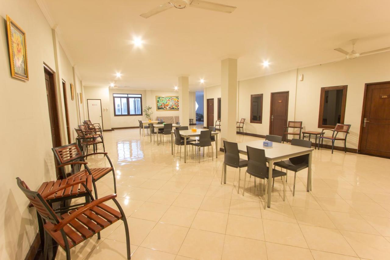 Tasik Jogja Hotel Yogyakarta Exterior foto